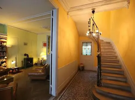 Les D'art Bed & Breakfast 3*