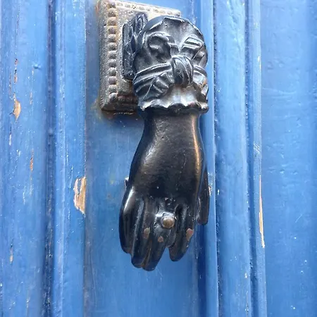 Les D'art Oda ve Kahvaltı *